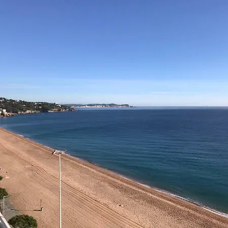 Apartment President A-9 *